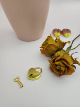 Load image into Gallery viewer, Lock & Key Wedding Card Box