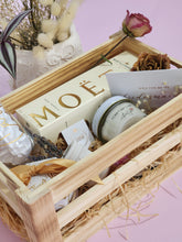 Load image into Gallery viewer, Wooden Crate Gift Set
