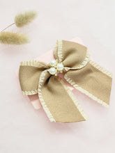 Load image into Gallery viewer, Bow Hair Clip