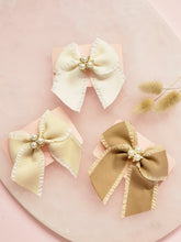 Load image into Gallery viewer, Bow Hair Clip