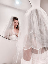 Load image into Gallery viewer, Bridal Shower Veil
