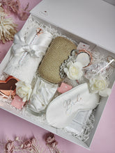 Load image into Gallery viewer, Deluxe Bridal Gift Box
