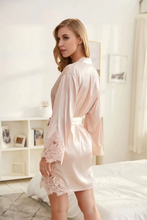 Load image into Gallery viewer, Lace Robe - Champagne
