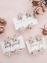 Load image into Gallery viewer, Mini Flower Hair Clips
